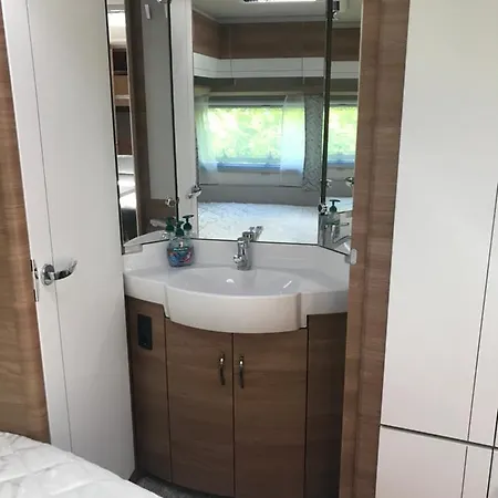 Asuntovaunu Hobby Hotel *