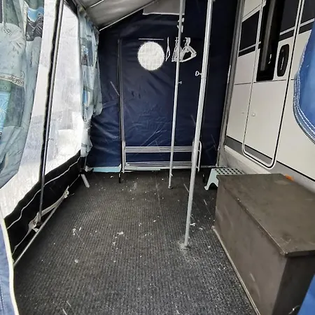 Ξενοδοχείο Asuntovaunu Hobby *